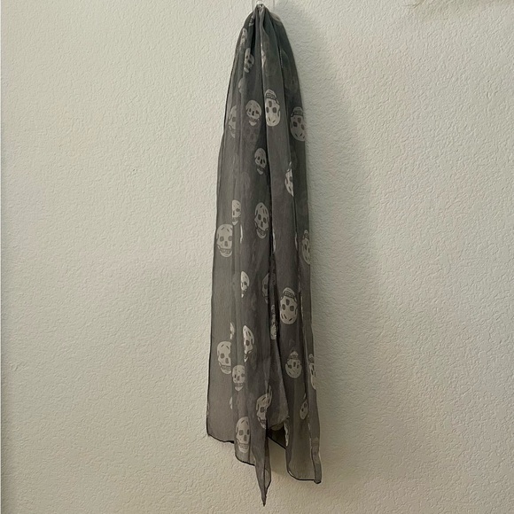 Accessories - NWOT Sheer Skull Print Scarf